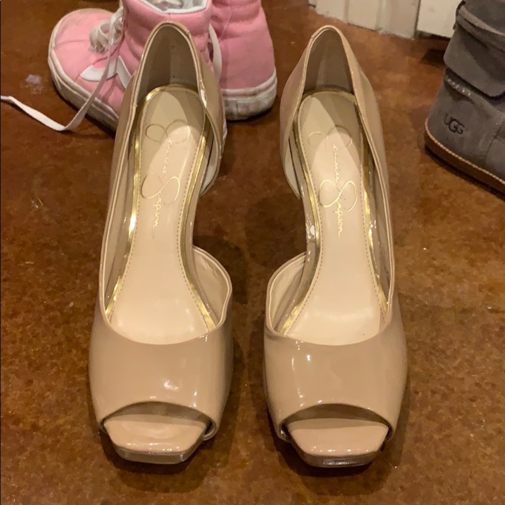 Jessica Simpson nude heels